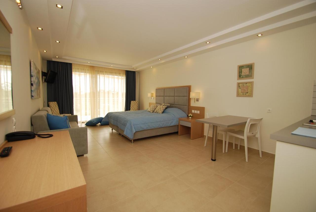 Skiathos Premier Troulos Habitación foto